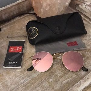 Women’s Ray Ban Pink Sunglasses
